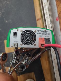 12 V Power Inverter
