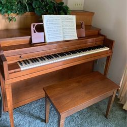  Brown Gulbransen Piano
