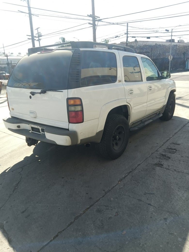 2004 Chevy Tahoe Z71
