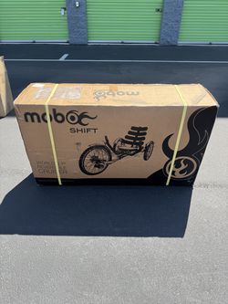 NEW Mobo Shift Reversible Three Wheeled Cruiser Adult Ride On Blue Trike bike