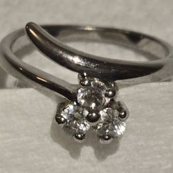 Clear Stone Swirl Ring