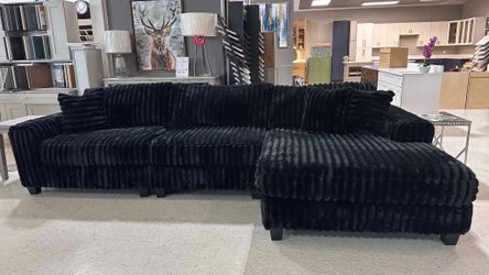 Olivia 🎉 brand new/ modern/luxury 🌼 3 piece comfortable sectional/ couch