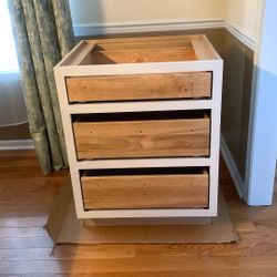 Brand new 27 inch Kraft Maid Kitchen Cabinet