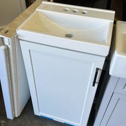  vanity bathroom 17 in ( detail in corner top ) 