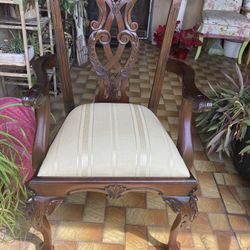 2 Beautiful, Gorgeous Expensive Chairs!!! $75