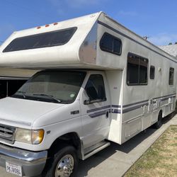 Motorhome 28’ Ford 450