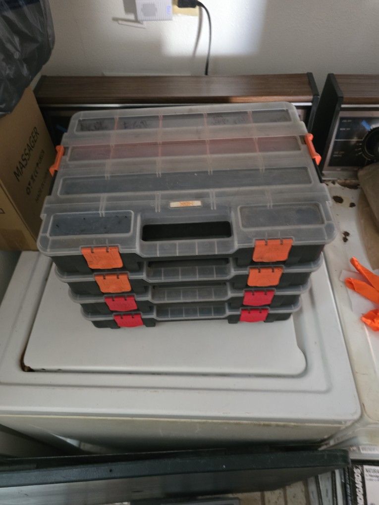 2 Hdx And 2 Hyper Tough Storage Bins