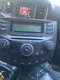 (Negotiate)Honda Accord OEM Radio Climate Control Panel