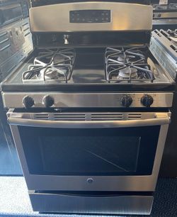Stainless Steel GE Four Burner Gas Range (3-0063)