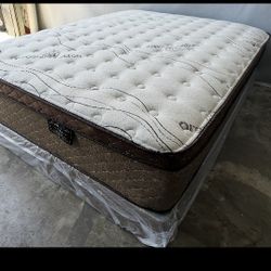 Queen Size Organic Cloud Comfort Europillowtop Matres!!!