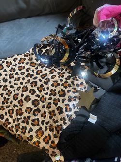 Leopard Print Foil Mylar balloons & Curly star Ribbon