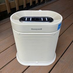 Honeywell HPA True HEPA Air Purifier - Excellent Working Condition