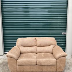 Microsuede Brown Loveseat FREE DELIVERY 🚚 
