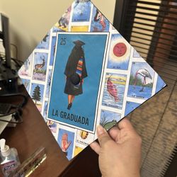 GRAD CAP LOTERIA 