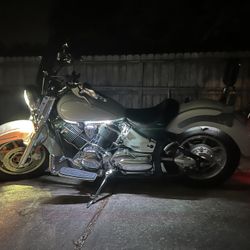 2007 Yamaha Vstar 1100