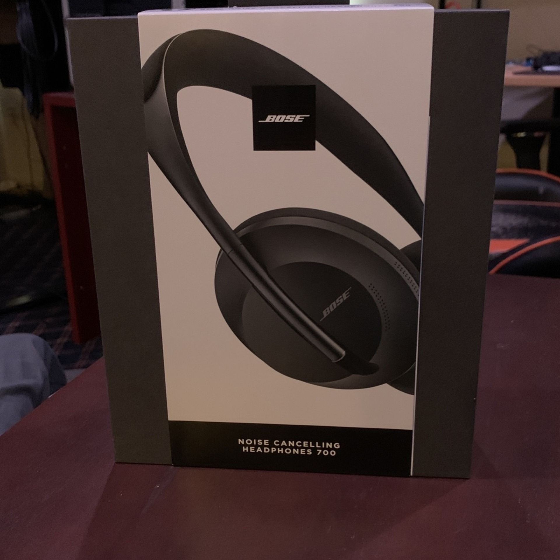 Bose 700 Noise Canceling Headphones 