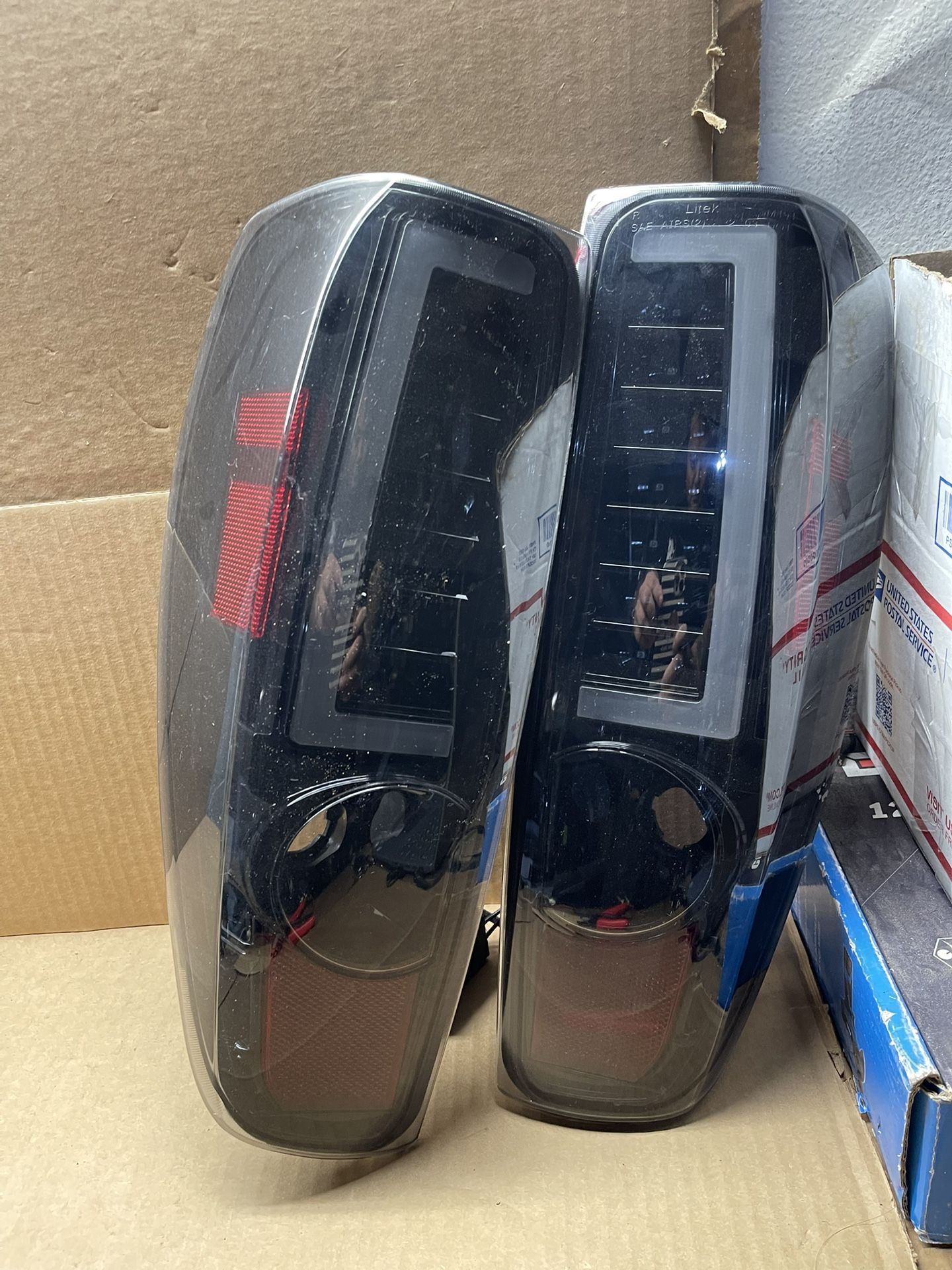 OT111 04-12 Chevy Colorado GMC Yukon Black Smoke C- Bar Taillight Pair