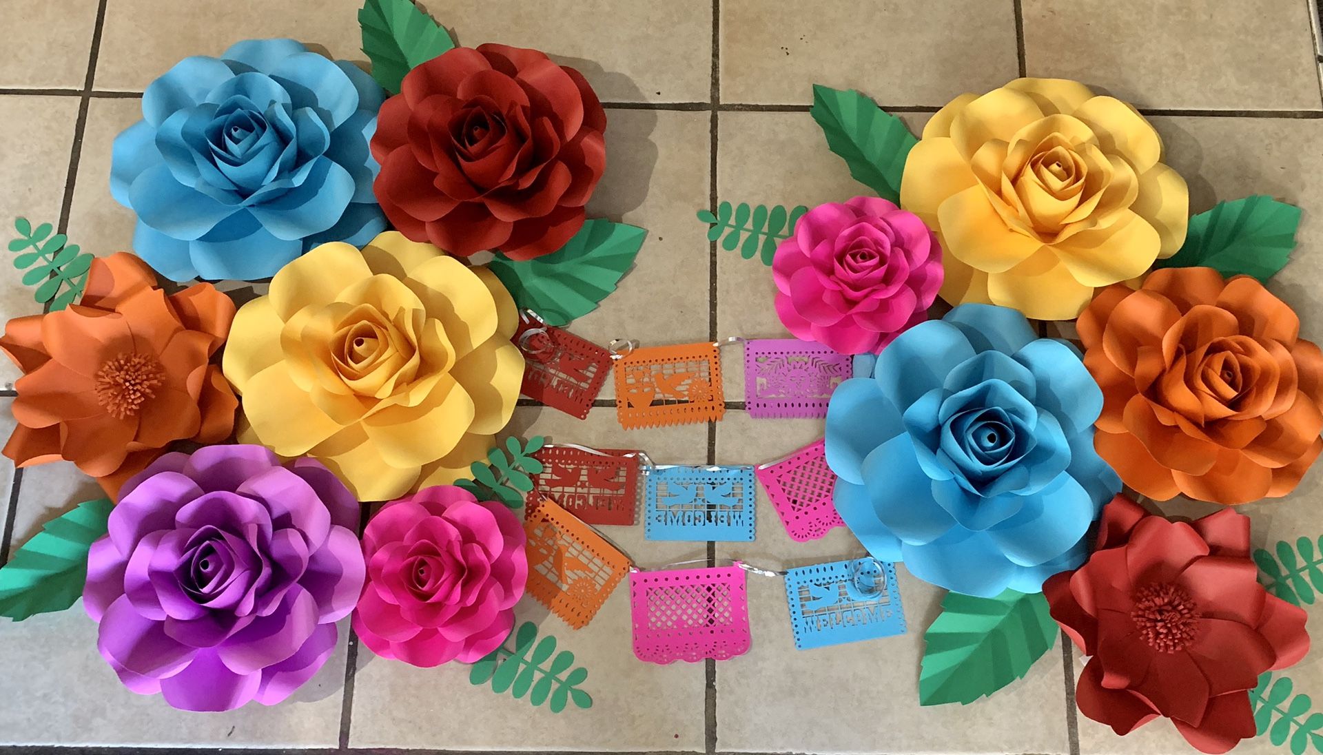 Flores de papel/ cardstock paper flowers