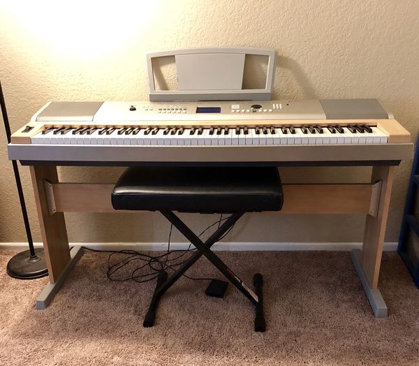 Yamaha YPG625 Portable Grand Piano Electric Keyboard with Weighted
