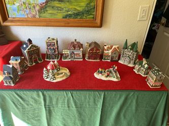 CHRISTMAS VILLAGE