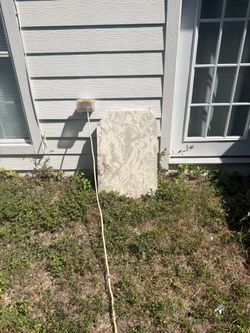 Marble piece 1ft 9in X 2ft 8in