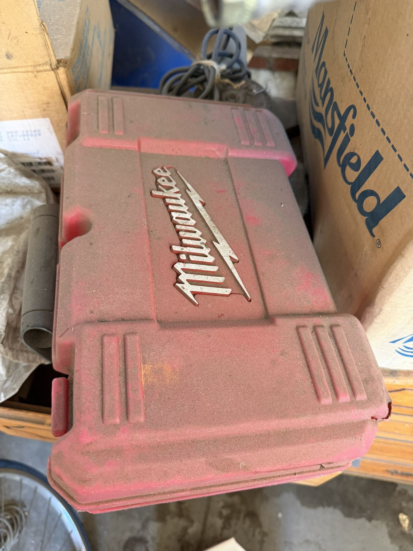 Milwaukee Orbital Sander 