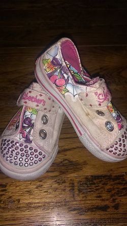 Ed Hardy Skechers size 5c