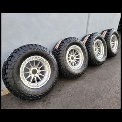 17" LOCK rims w- 33" Arroyo MT tires. $1450