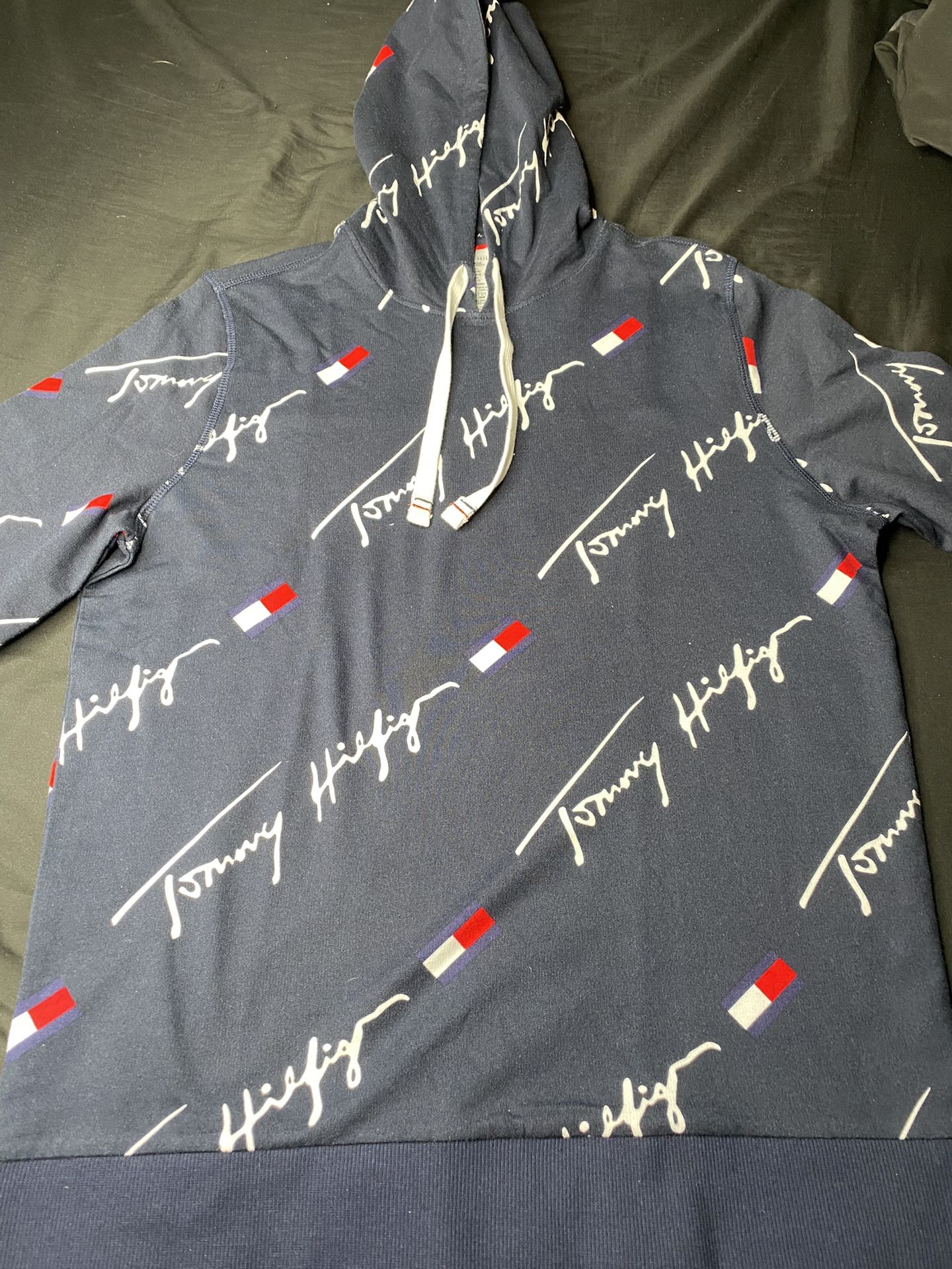 Tommy Hilfiger