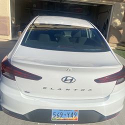 2019 Hyundai Elantra 