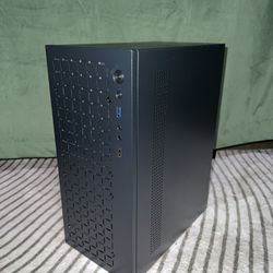 Micro ATX Mini Gaming PC