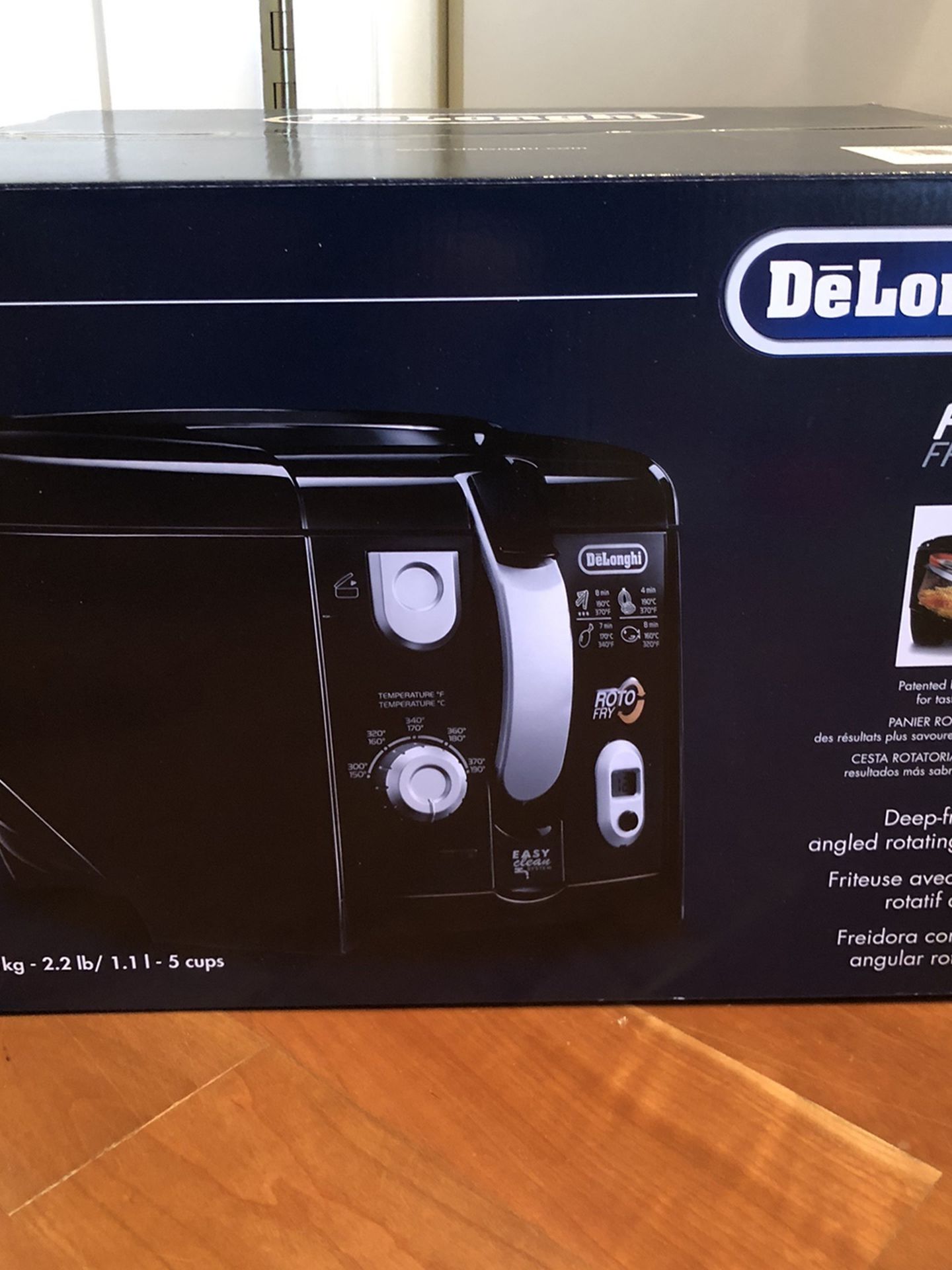 DeLonghi Roto Deep Fryer-black-brand new, unopened box