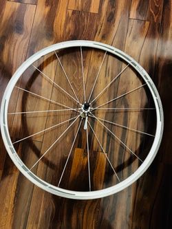 Shimano front bike wheel