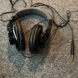Shure SRH240A Gaming Headset