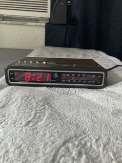 Vintage ge Radio/clock 