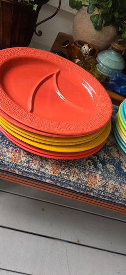 Vintage Buffalo China Plates