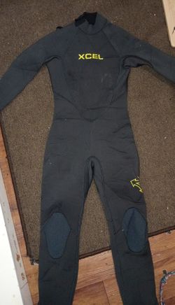 Women's Wetsuit Size 12