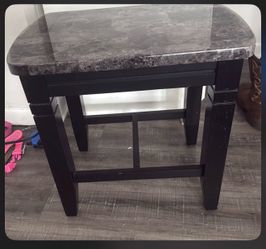 End table