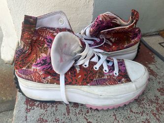 Women’s converse
