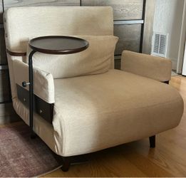 Sleeper chair. Pick up only.  Westside by N Mesa and Resler.