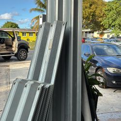 Metales Contra Huracanes