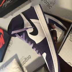 Jordan 1 Court Purple 