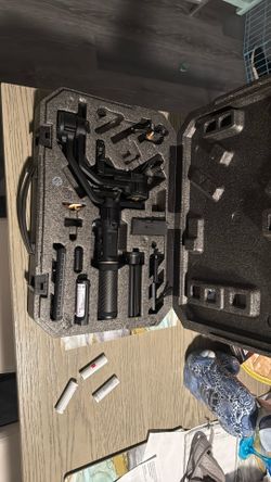 Zhiyun Crane-2S Handheld