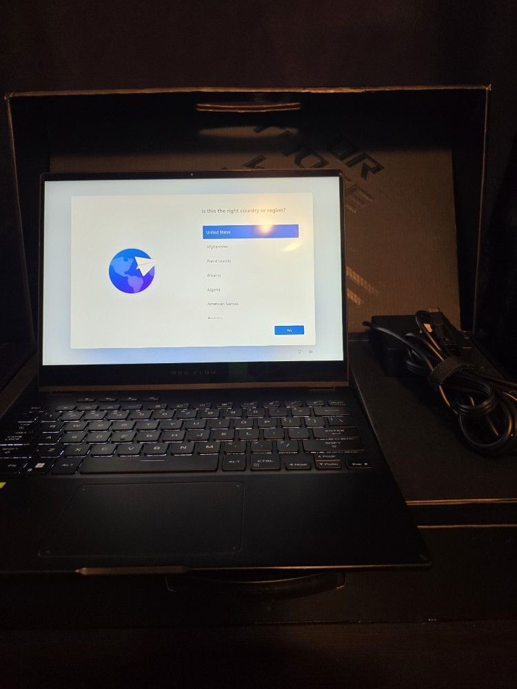 EXCELLENT Asus Rog Flow X13 FHD+ Touch AMD Ryzen 7940HS 16GB