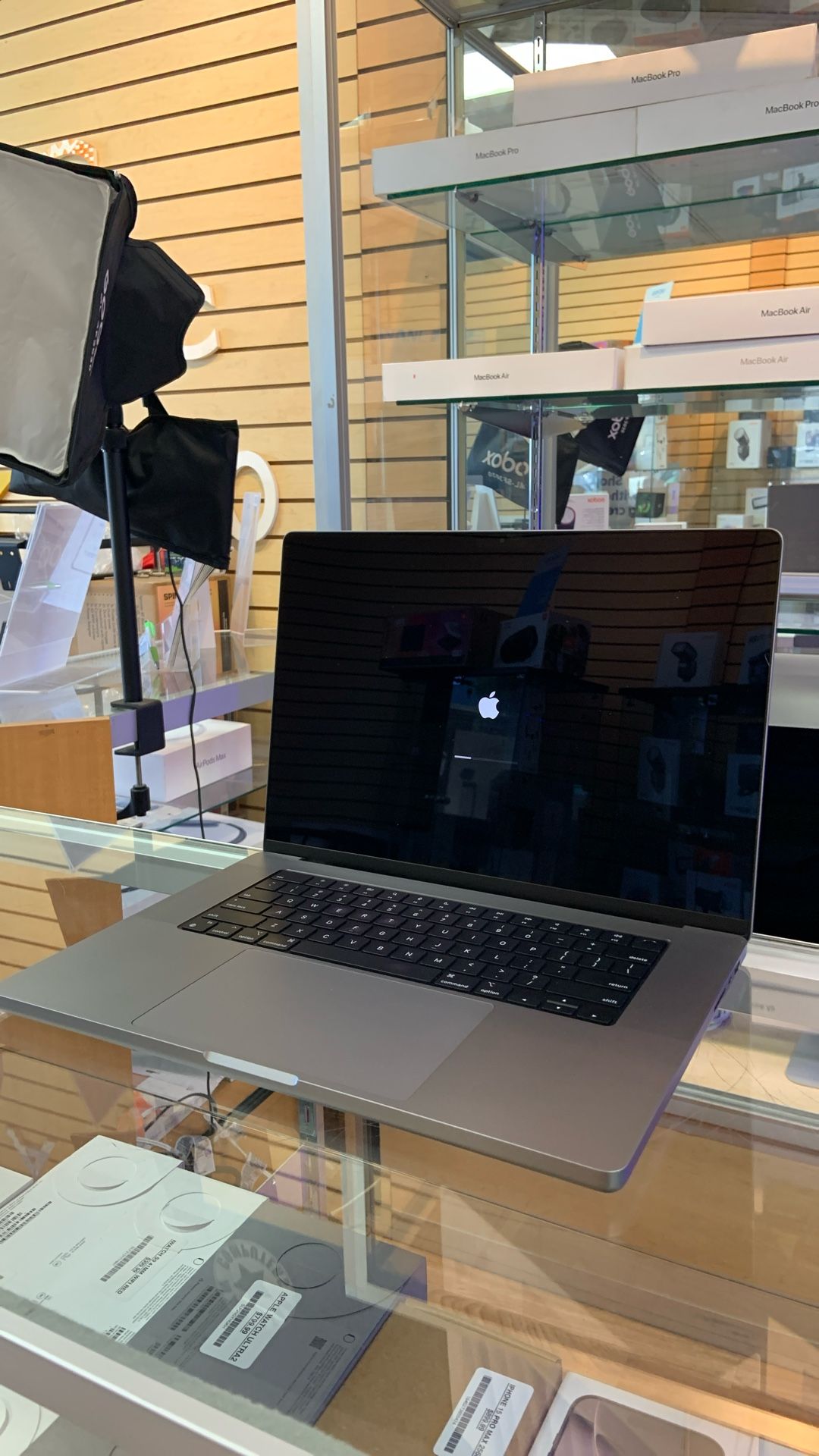 MacBook Pro 16” M2 Pro CPU/32GB RAM/1TB SSD Limited Time Offer