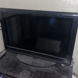Insignia 32” TV