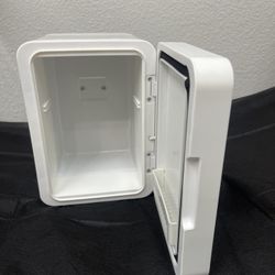 Cosmetic Mini Fridge