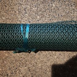 Plastic Poultry Hex Mesh Netting green great for automotive grille cover  1.4ft. x 10 ft