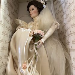 Ashton Drake Galleries Bride doll