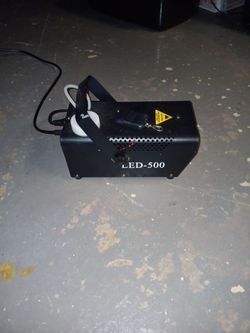 D j Fager with lights